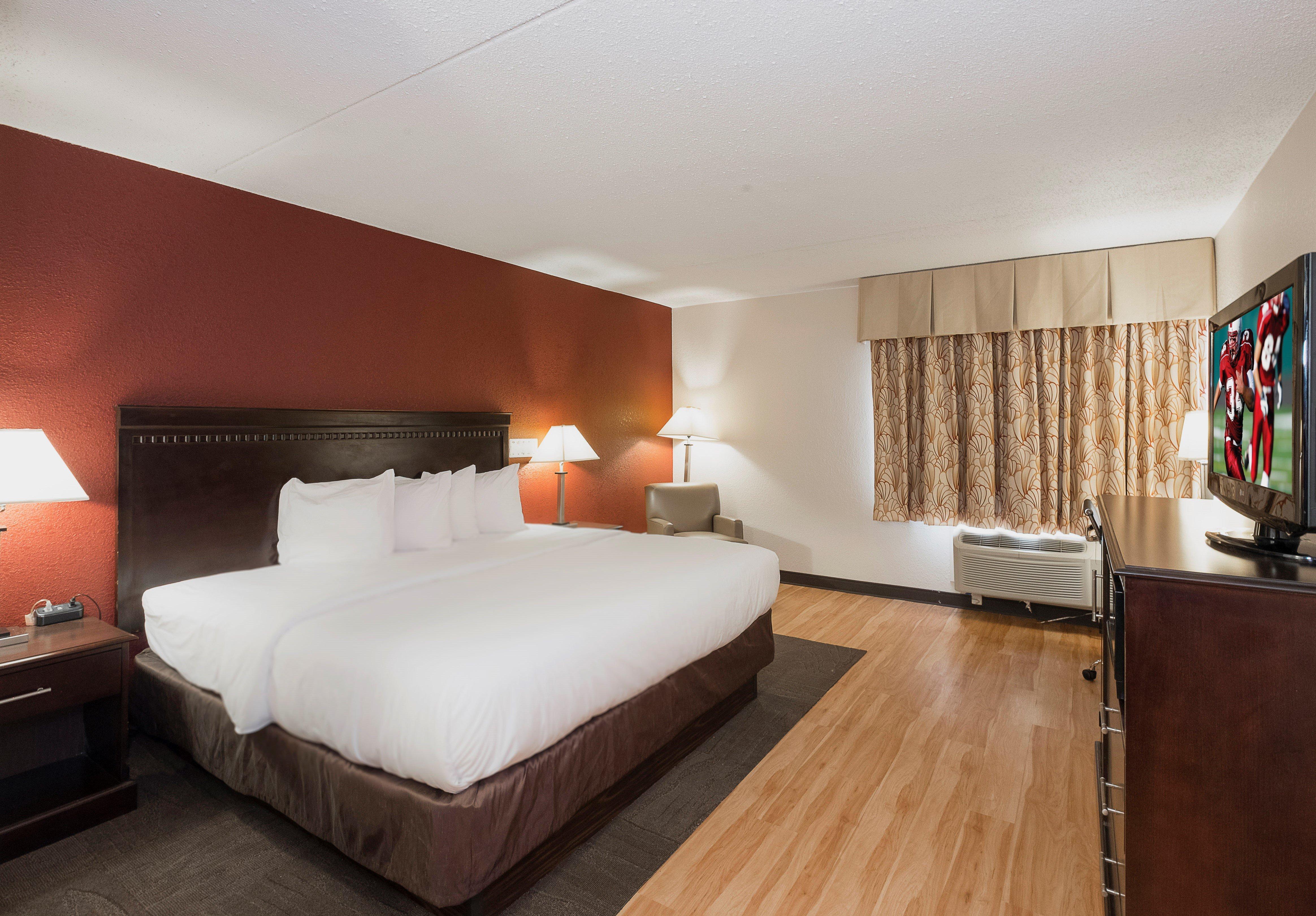 Red Roof Inn & Suites Mt Holly - Mcguire Afb Westampton Eksteriør billede