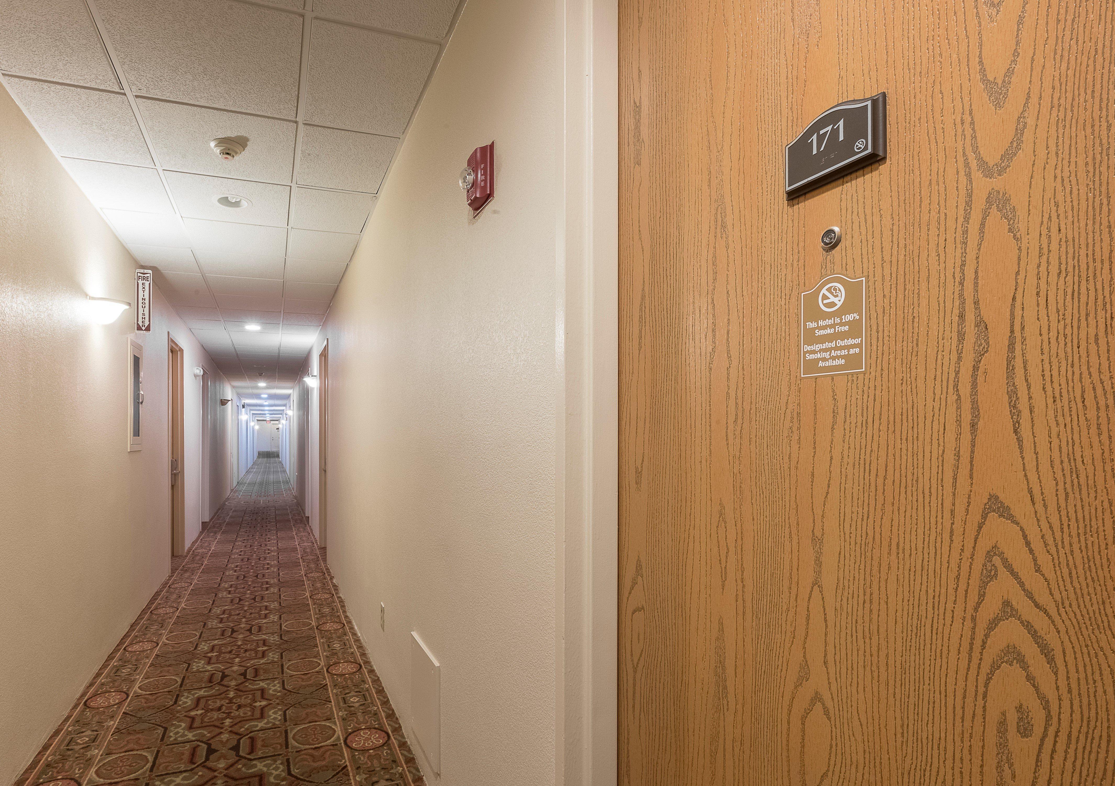 Red Roof Inn & Suites Mt Holly - Mcguire Afb Westampton Eksteriør billede